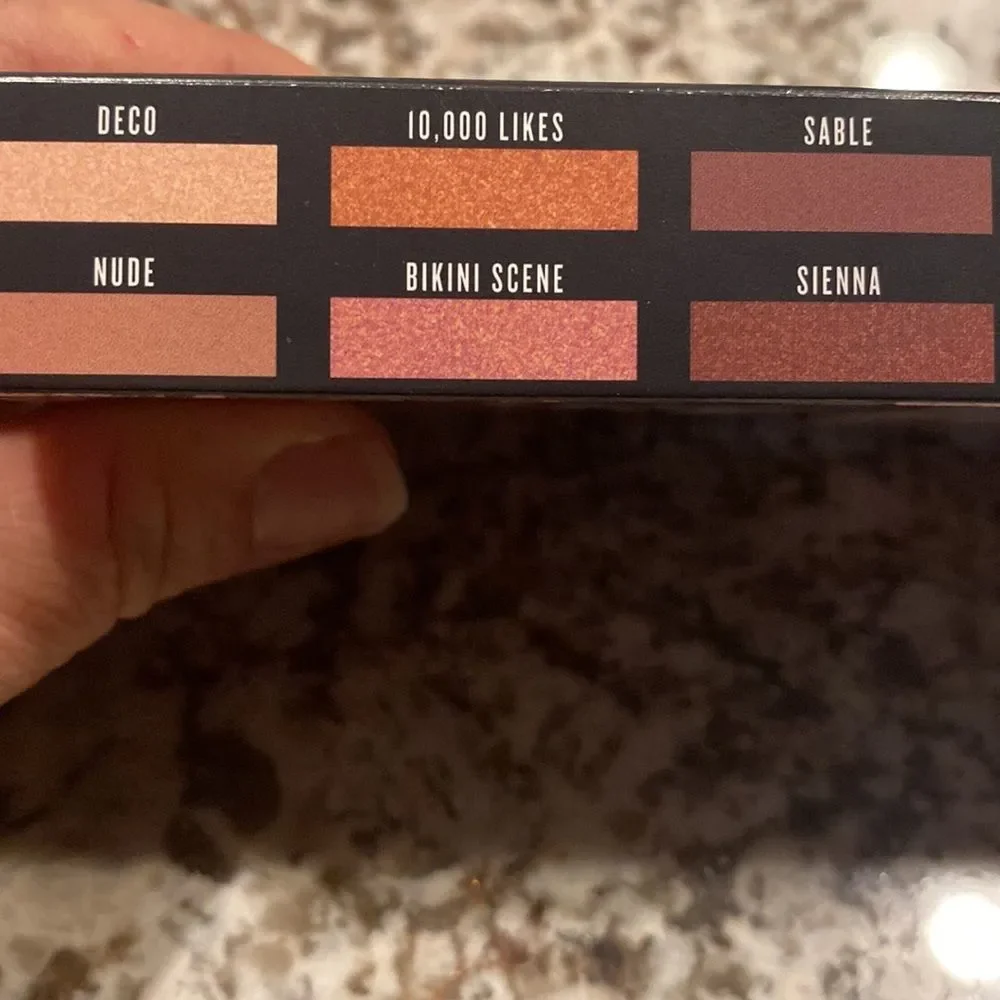 NWT Smashbox The Love Edit Romantic Eye Shawdow